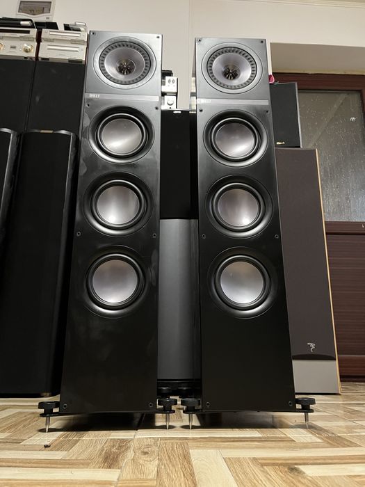 Boxe KEF-Q500 Black