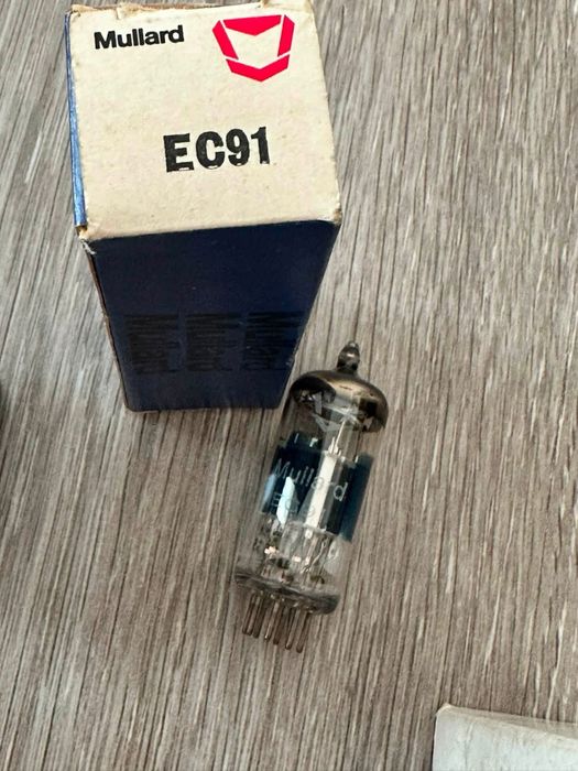 Lot tuburi/ lampi  electronice vechi