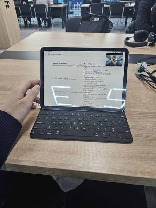 iPad uchun Apple Smart Keyboard - Offitsialniy garantyasi bilan