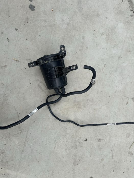 Canistra carbon / vapori benzina + conducta rezervor BMW g30 g20 seria 3 5