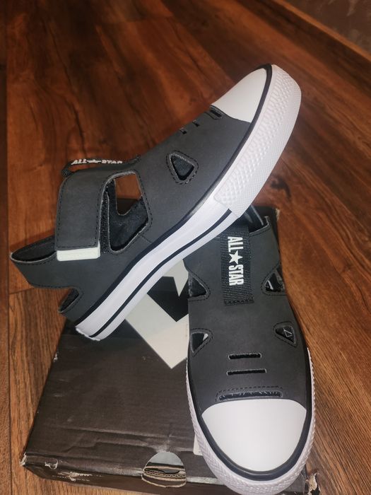 Детски сандали Converse 35н