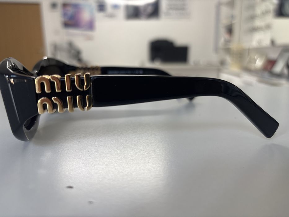 Ochelari de soare MIU MIU