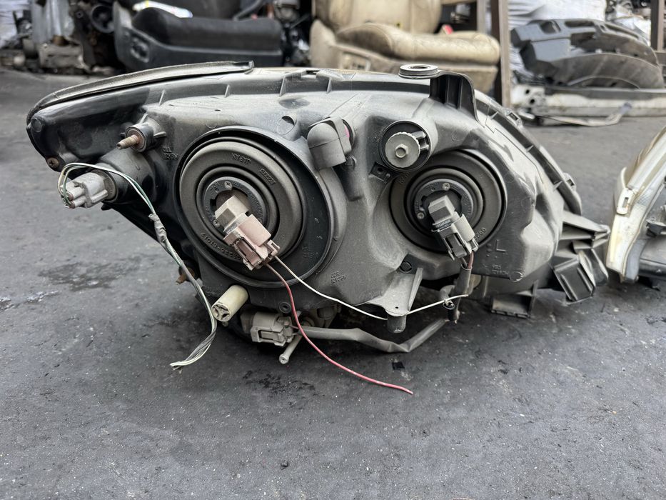 Фары Lexus Rx300