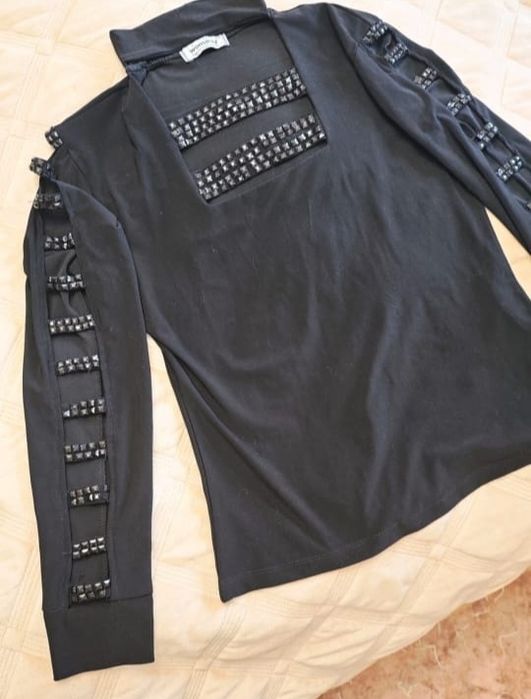 Продам нарядную кофту