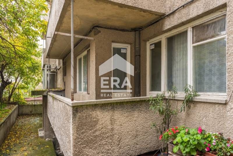 Продава се Четиристаен апартамент в Варна, Гръцка махала - 105 кв.м за 2562 €/кв.м - Снимка #8