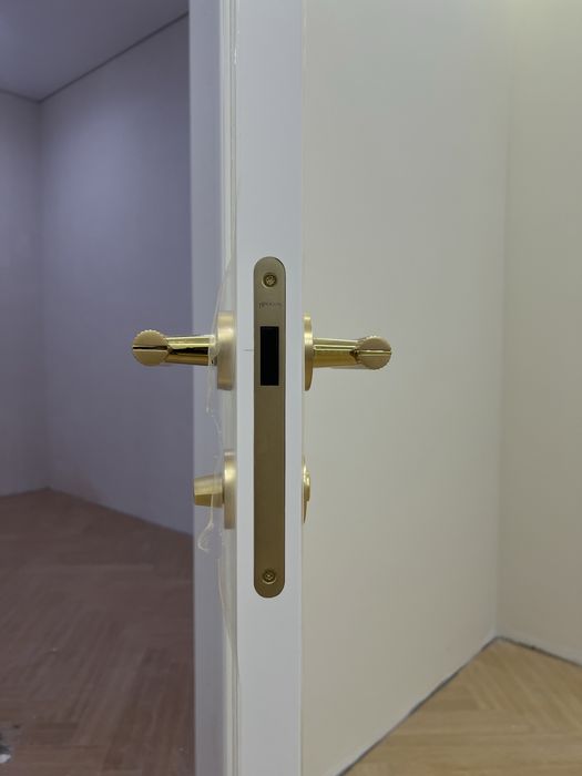 Установка дверей