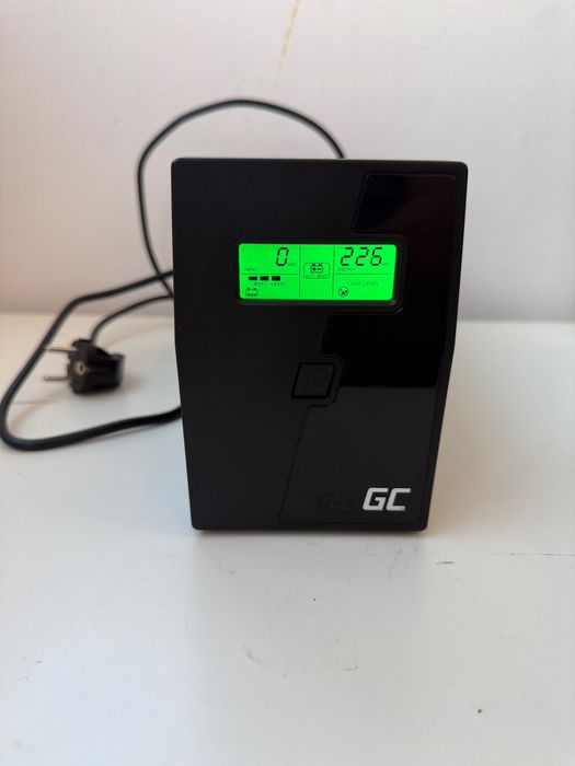 UPS Green Cell 600VA LCD Reglaj Automat al tensiunii