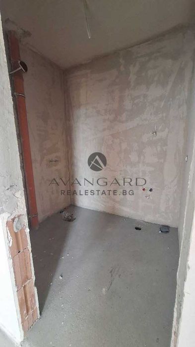 Продава се Двустаен апартамент в Пловдив, Остромила - 75 кв.м за 1564 €/кв.м - Снимка #7