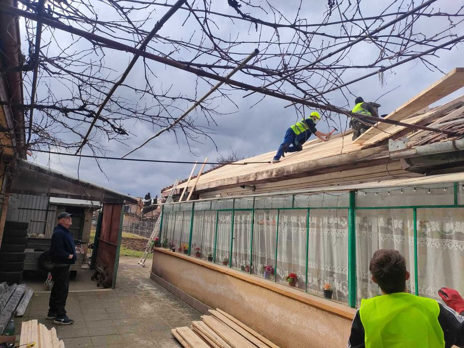 Firma de constructii acoperisuri, realizam orice tip acoperis