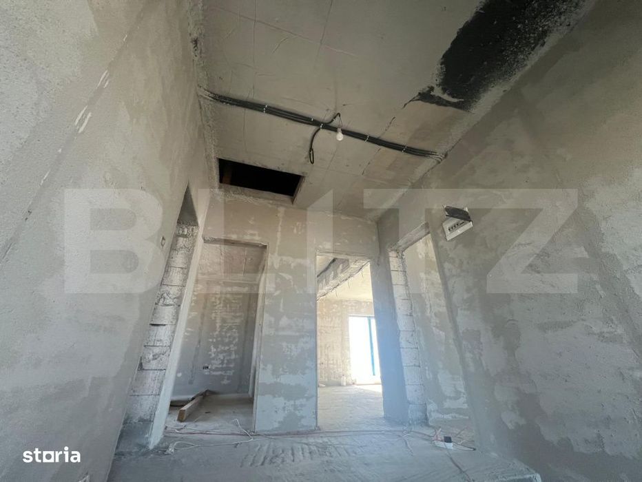 Casa la rosu, 233 mp, P+1, zona Valea Fetii