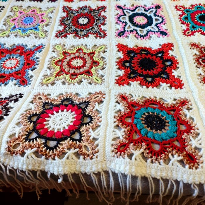 Хендмейд-покрывало «Boho Patchwork», ручная вязка