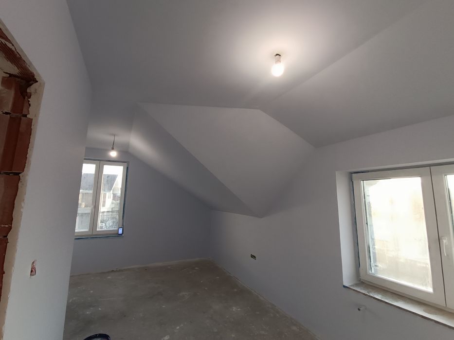 Finisaje interioare/exterioare: