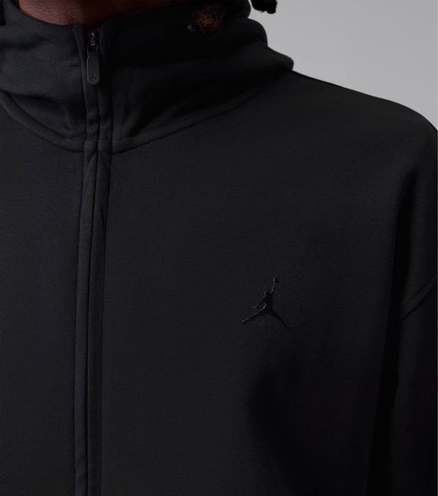 Костюм Jordan оригинал . Размер 54. Новый .