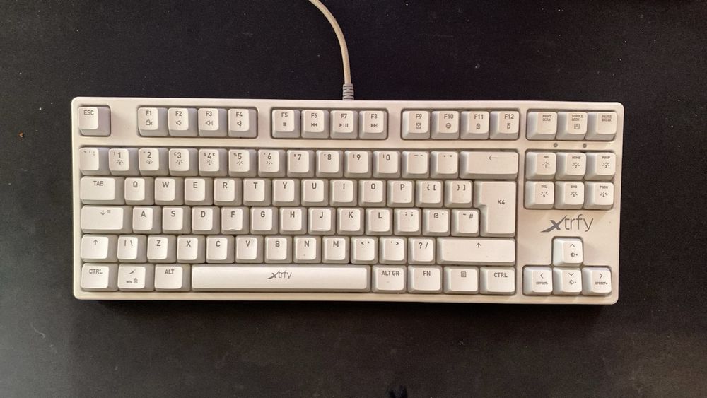 Xtrfy K4 TKL white RGB keyboard (клавиатура)