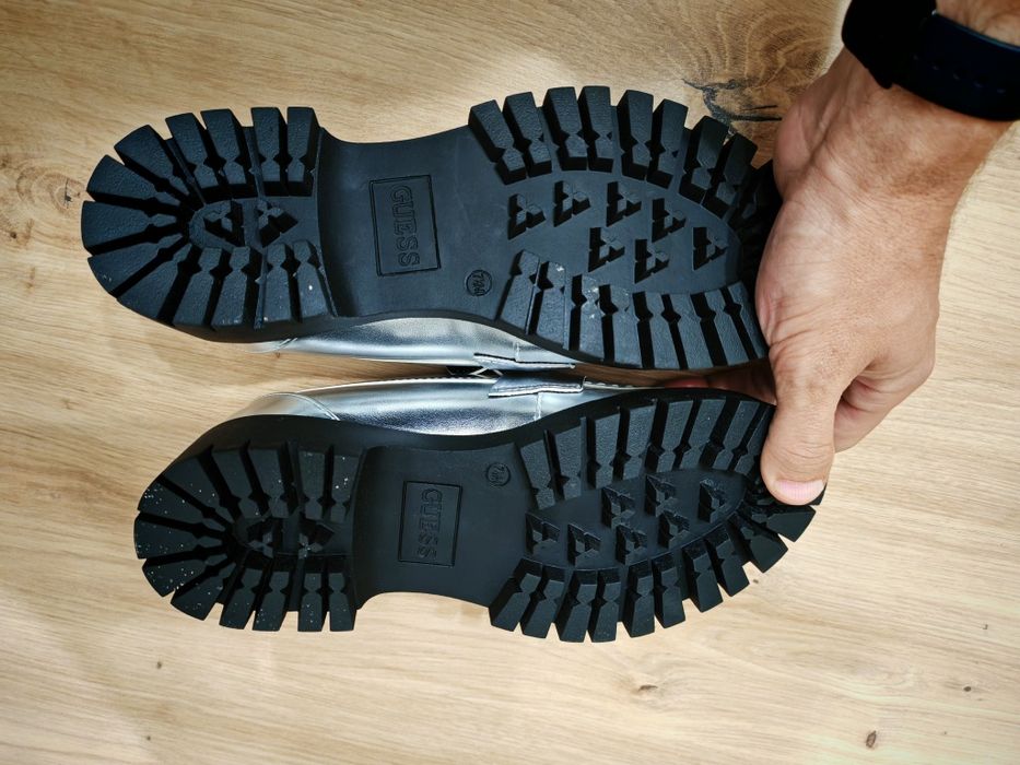 Mocasini dama Guess noi mărimea 38 (7.5US)
