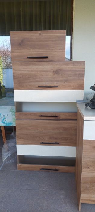 Кухня 2,20м с мивка и смесител