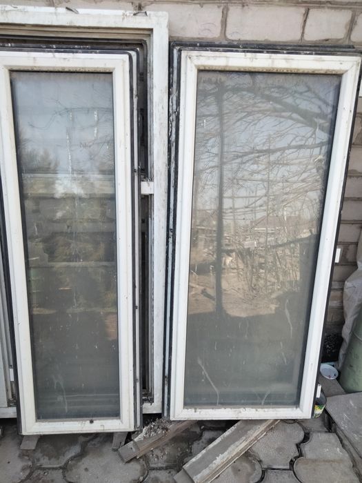 Продам стеклянные окна