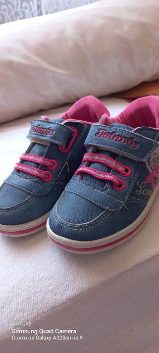 Продам кроссовки и сандали на девочку девочку