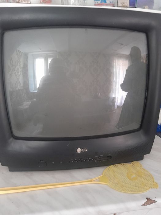 Телевизор LG 51 диагональ