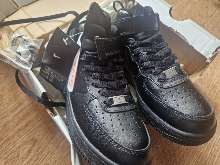 Кроссовки кожаные для мальчика Nike