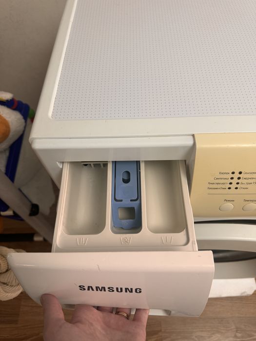 Продам стиральную машинку