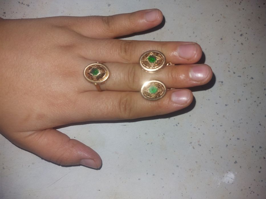 Tilla komplekt sotiladi