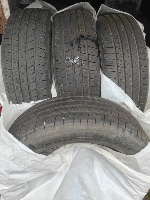 Гуми 235/60/18 suv