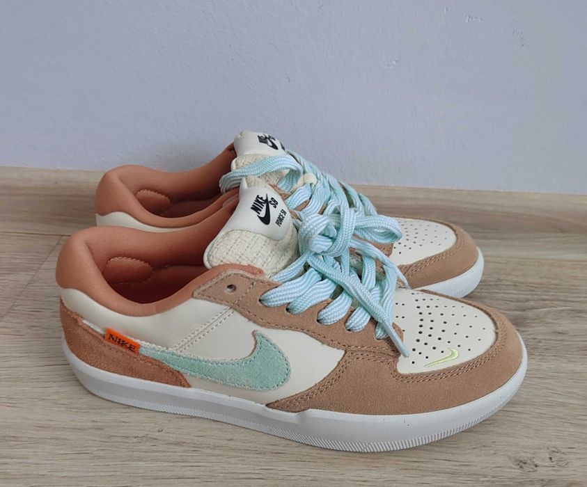 Обувки Nike SB Force 58