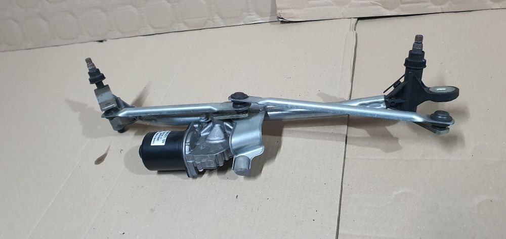 Ansamblu stergatoare cu motoras bmw seria 1 e87 e81