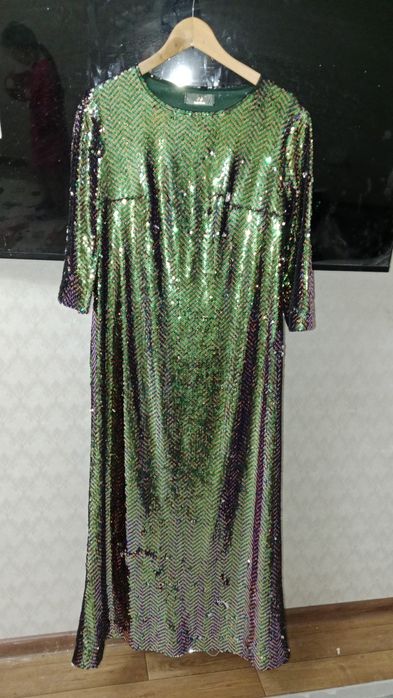 Очень нежны платье