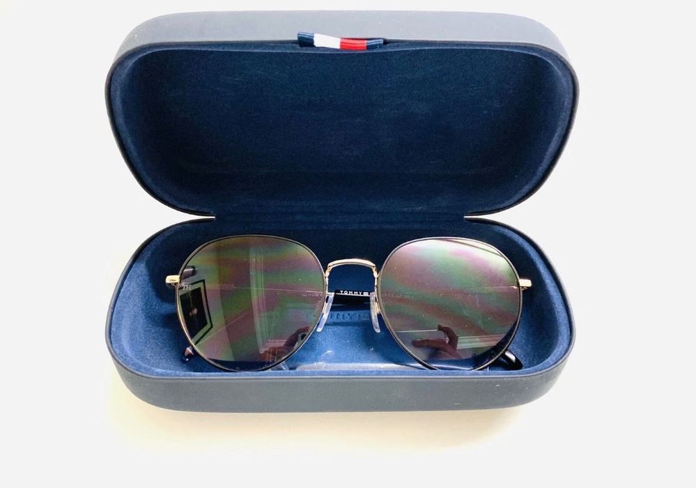 Оригинални Слънчеви Очила Tommy Hilfiger TH1711/S + Калъф