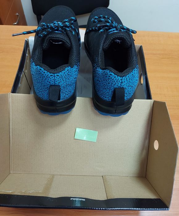 Нови защитни обувки S1P No:41