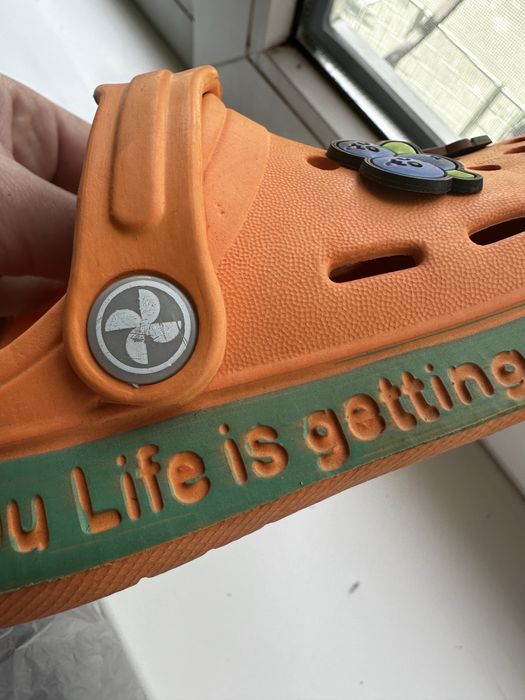 Сланцы на девочку, сандали на мальчика