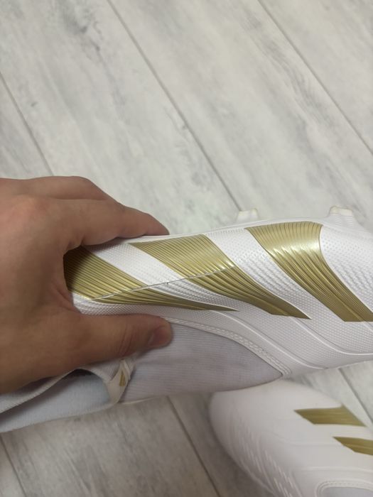 Adidas Predator League LL FG 44 2/3