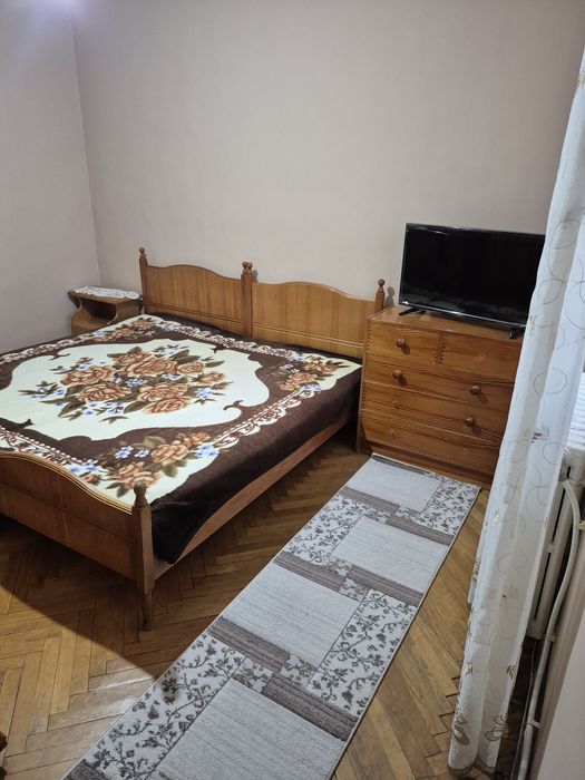 Apartament central cu 3 camere Salonta