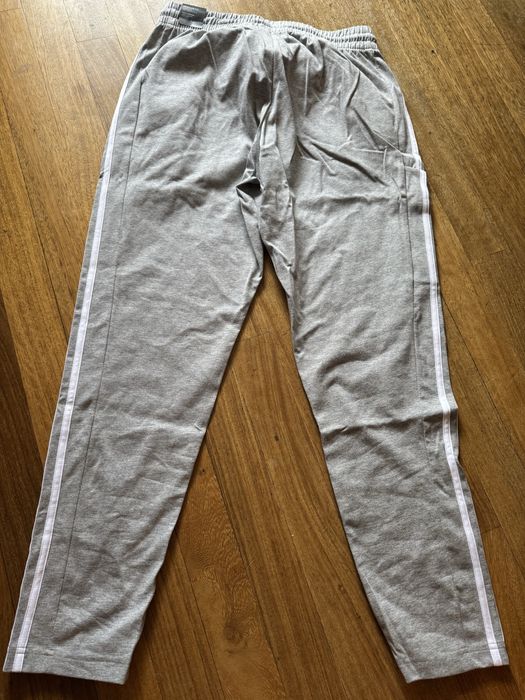 Нави долнища на Errea и Adidas