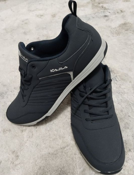 Кроссовки большого размера