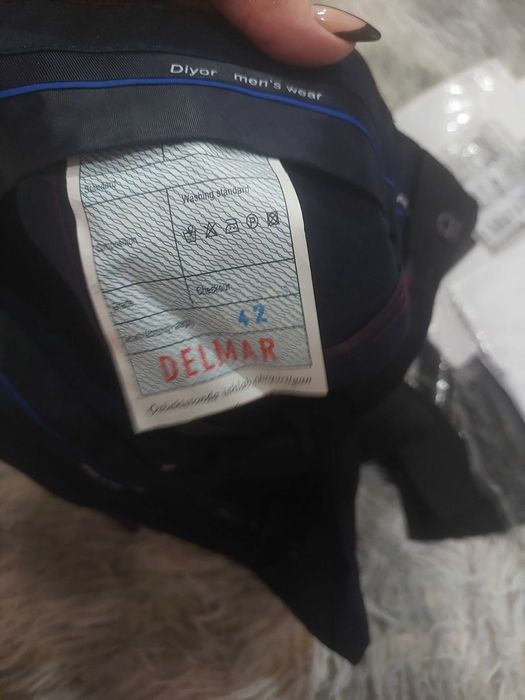 Форма на мальчика 9-10 лет. Носки 33-36 разм. Брюки талия 68 см