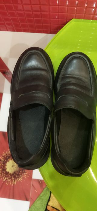 Туфли кожаные на мальчика 37р