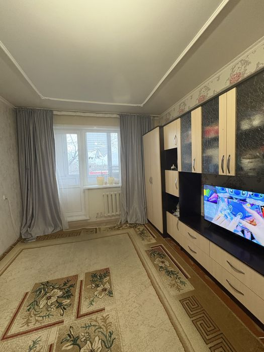 Продам 1 комн. квартиру возле 10 школы