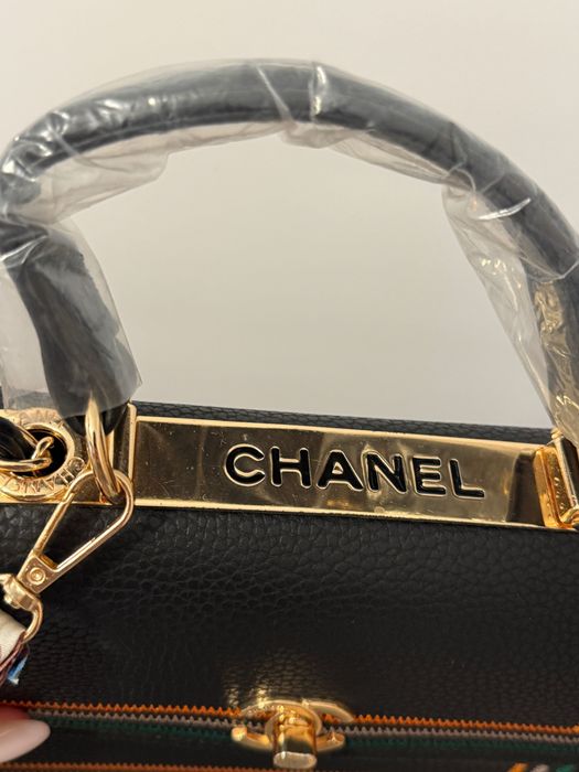 Geanta de mâna nouă 1/1