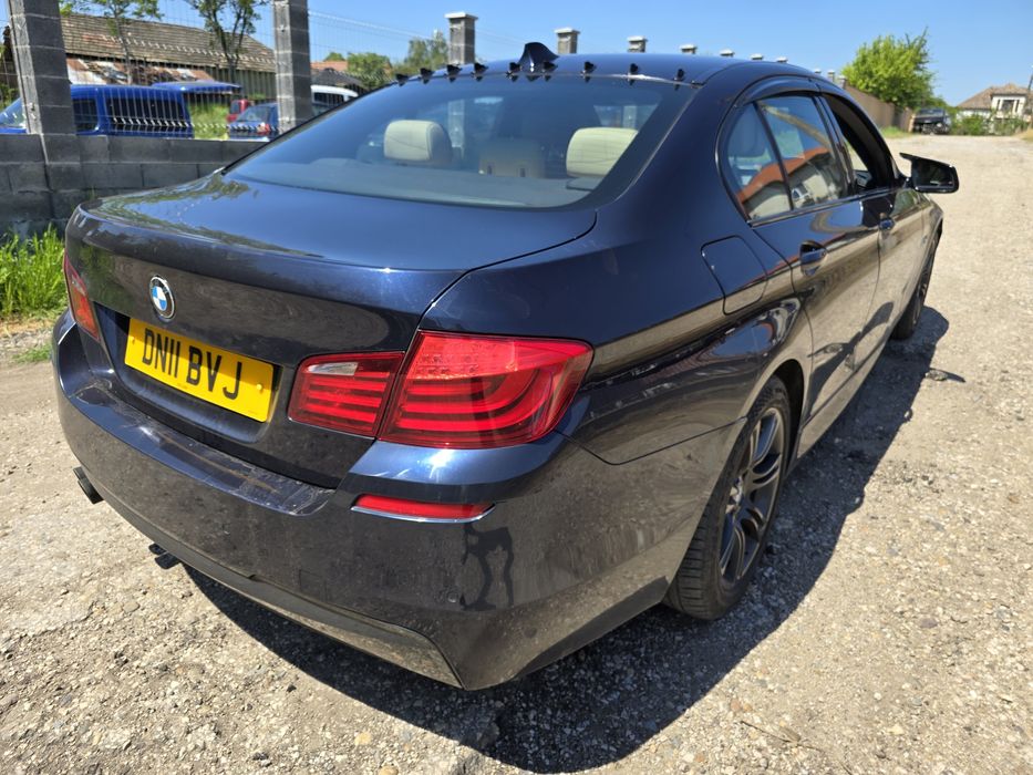 Продавам бмв ф10 520д на части