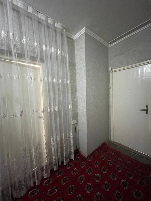Юнусабад 16 квартал. Продается квартира 1/9/9
