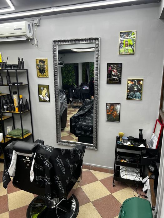 cautam frizer / barber cu experienta