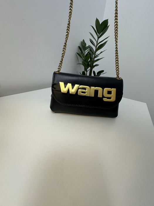 Geanta Wang noua