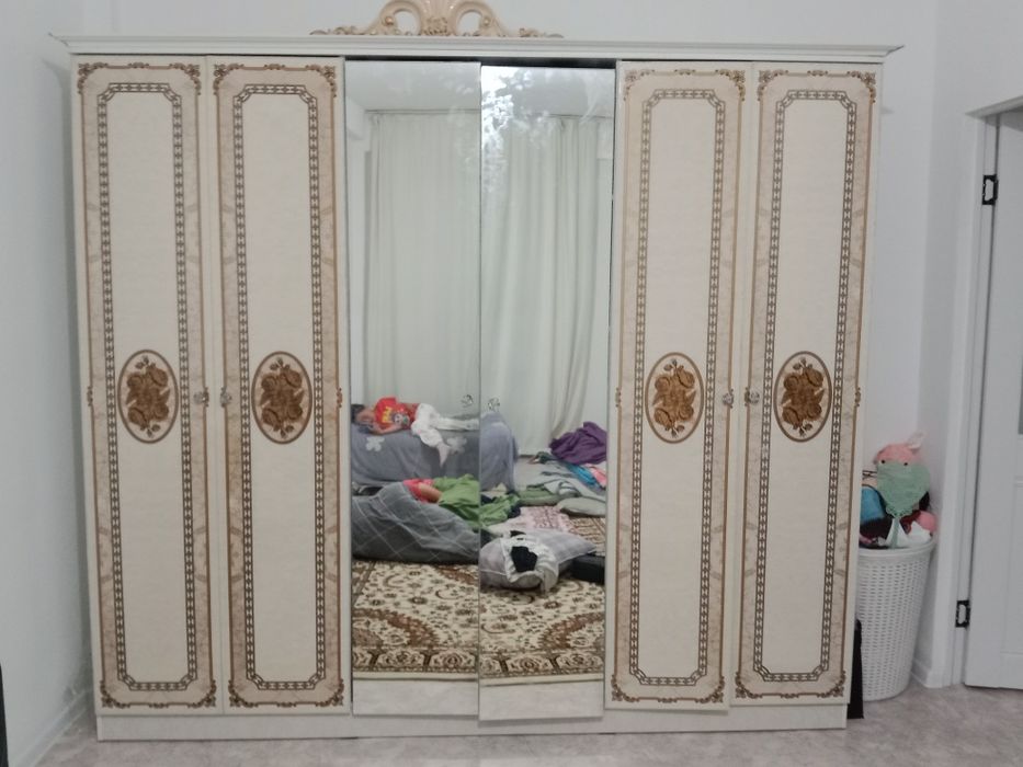 Шкаф. Сатыладыыы.