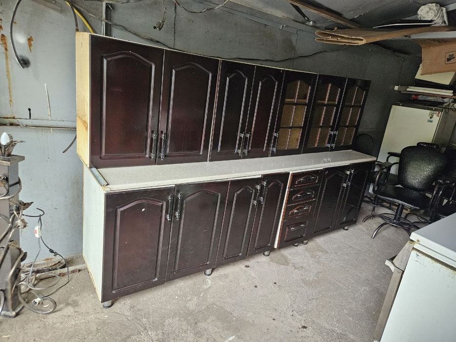 Продаётся кухни гарнитур