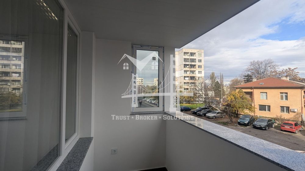 Продава се Двустаен апартамент в София, Редута - 68 кв.м за 3515 €/кв.м - Снимка #11