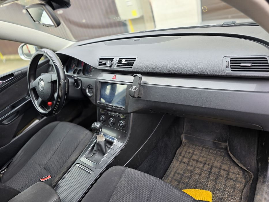 VW Passat B6 Combi 1.9 TDI (2007)