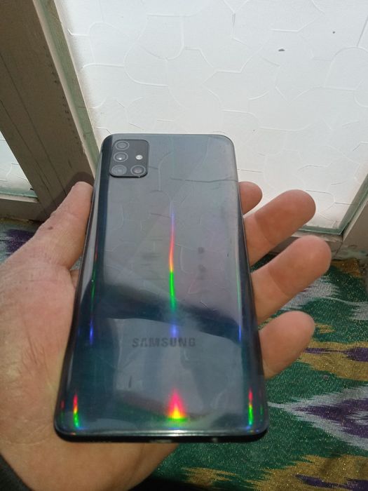 Samsung a51 holati yaxwi 4ga 64